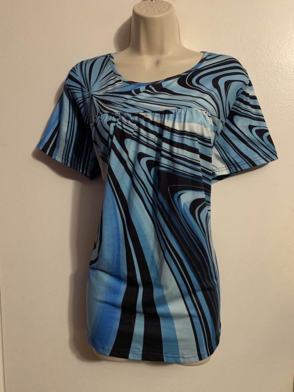 Women's Short Sleeve Blouse Size XL